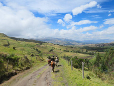 Ecuador-Haciendas-Touch the Sky Trail